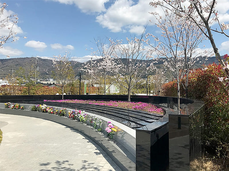 プレート型さくら樹木葬の大きな写真